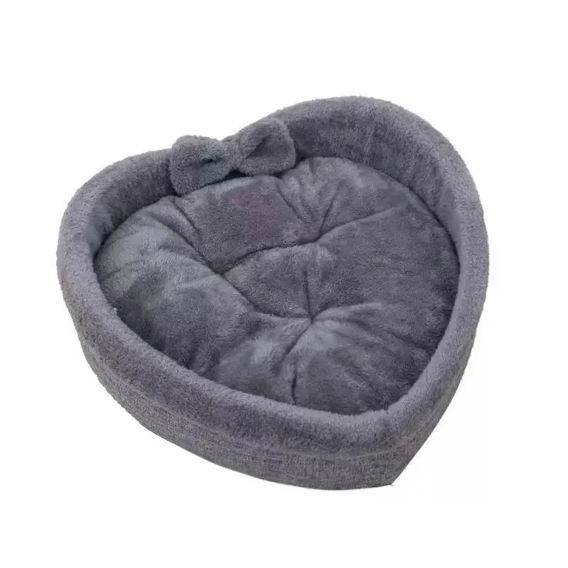 Mysigt Hjärtformat Plyschbädd för Katt och Hund